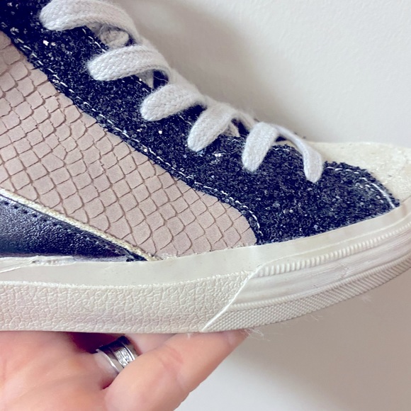 Shu Shop worn less than five times. Paid $110. Excellent condition. - Picture 3 of 4